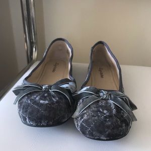 Gray velvet ballet flats
